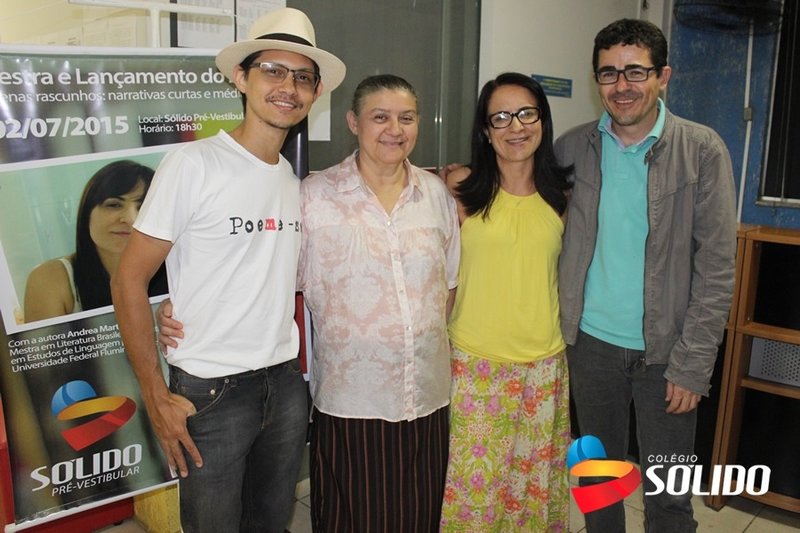 Lançamento do livro "Apenas Rascunhos", de Andrea Martins no Colégio Sólido, 2 de julho de 2015.
